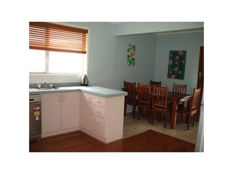 12 Peacock Street, Mirboo North VIC 3871