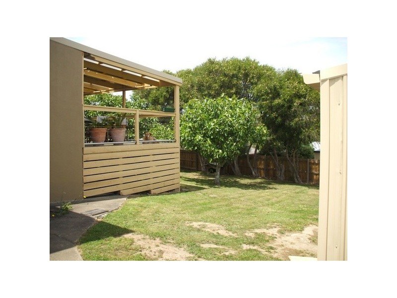 12 Peacock Street, Mirboo North VIC 3871