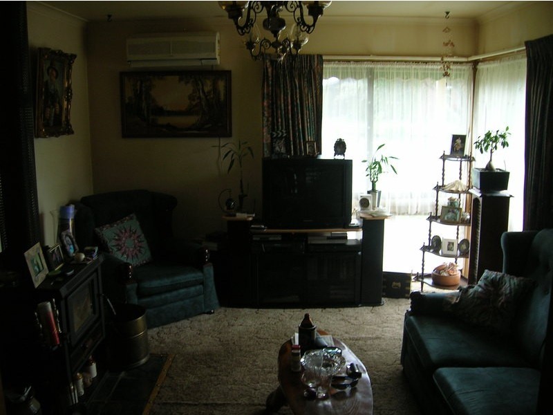 14 Willow Street, Churchill VIC 3842