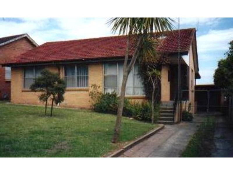 7 McInness Crescent, Churchill VIC 3842