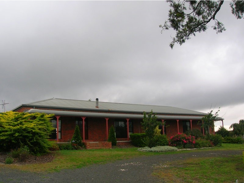 105 Warren Terrace, Hazelwood North VIC 3840