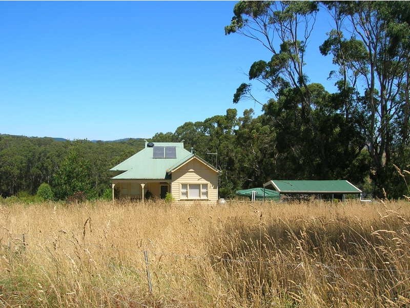 240 Halls Road, Boolarra VIC 3870