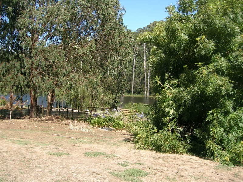 33 Wells Road, Mirboo North VIC 3871