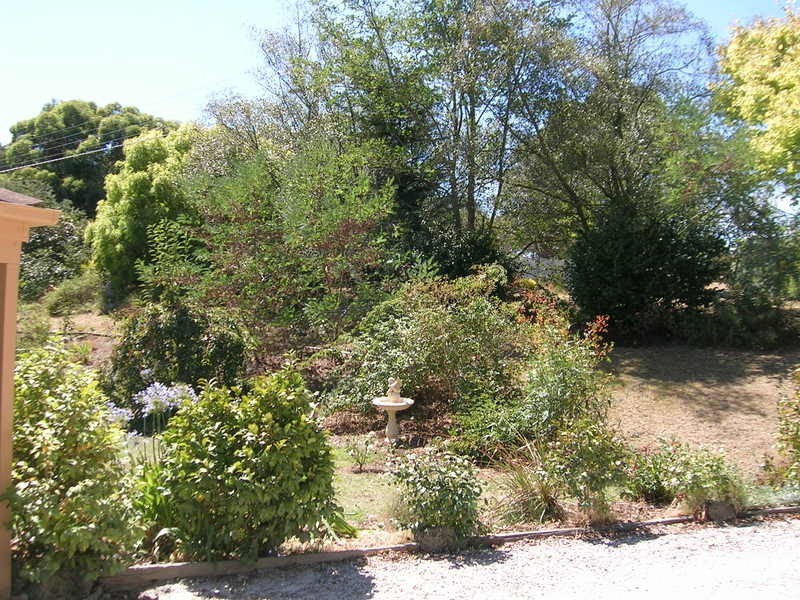 33 Wells Road, Mirboo North VIC 3871