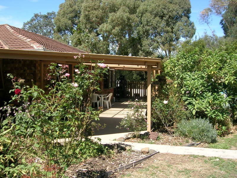 33 Wells Road, Mirboo North VIC 3871