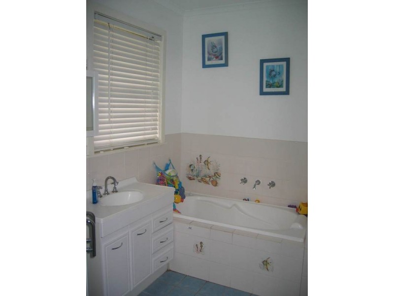 60 McMillan Street, Morwell VIC 3840