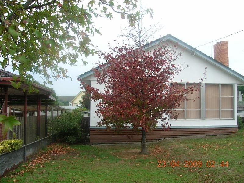16 Vasey Street, Morwell VIC 3840