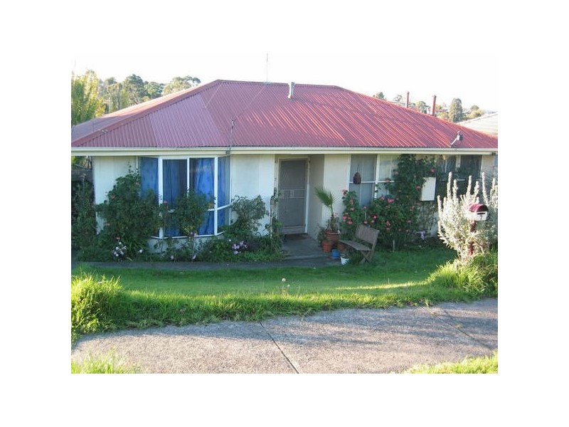 7 Tulloch Street, Morwell VIC 3840