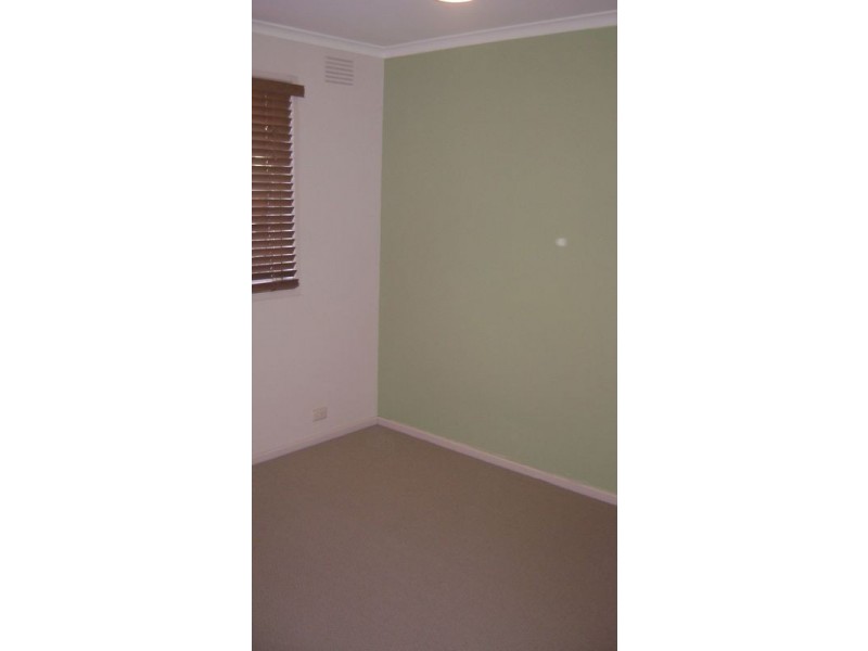11 McCarthy Street, Churchill VIC 3842