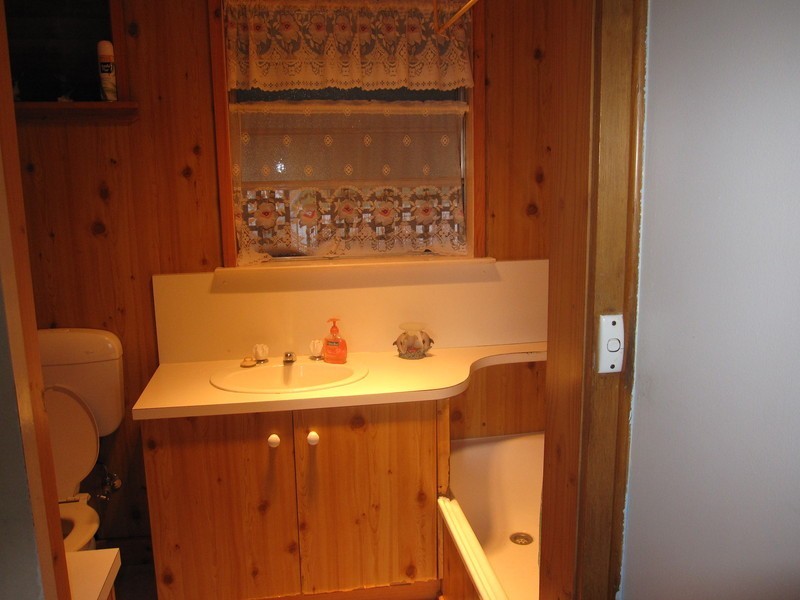 13 Wattle Crescent, Churchill VIC 3842