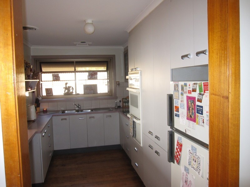 13 Wattle Crescent, Churchill VIC 3842