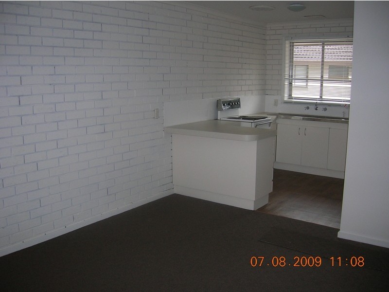 2/40-42 Bridle Road, Morwell VIC 3840