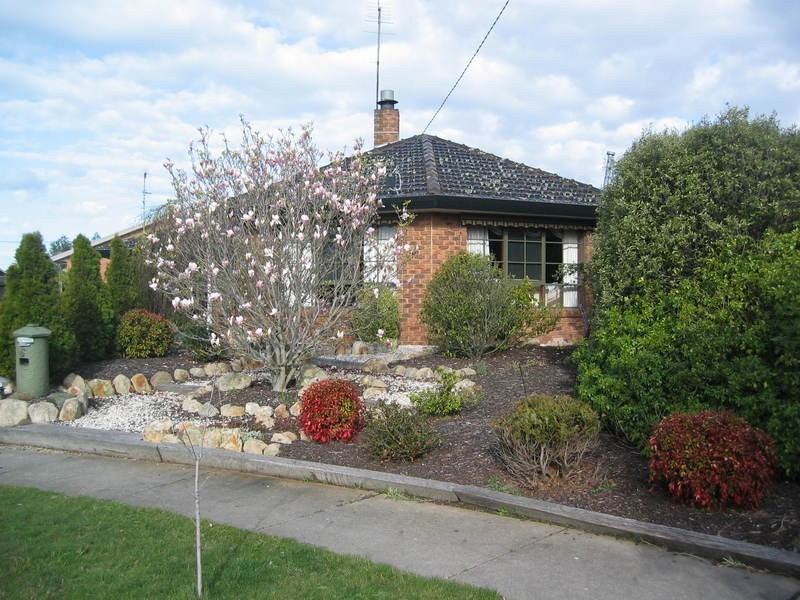 6 Melanie Court, Morwell VIC 3840