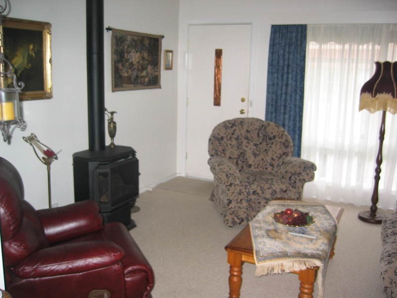 21 Cove Place, Morwell VIC 3840