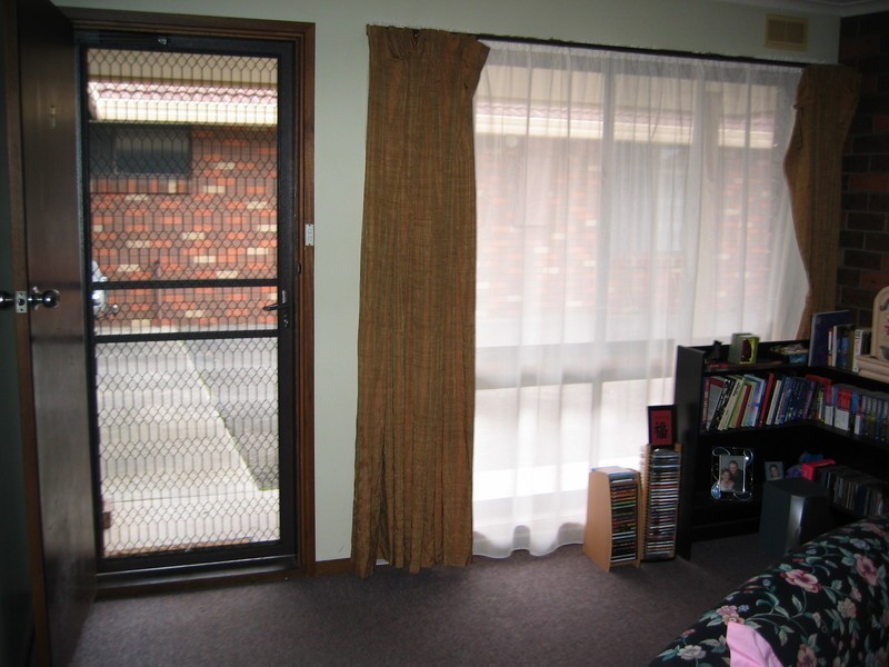 2/43 Waratah Drive, Morwell VIC 3840