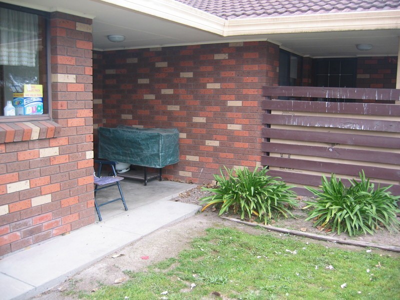 2/43 Waratah Drive, Morwell VIC 3840