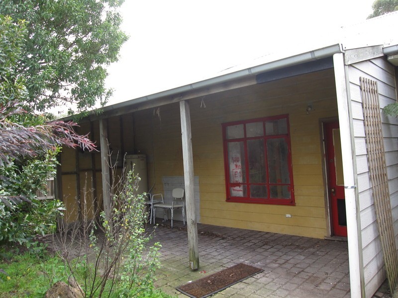 4 Ridgway, Mirboo North VIC 3871