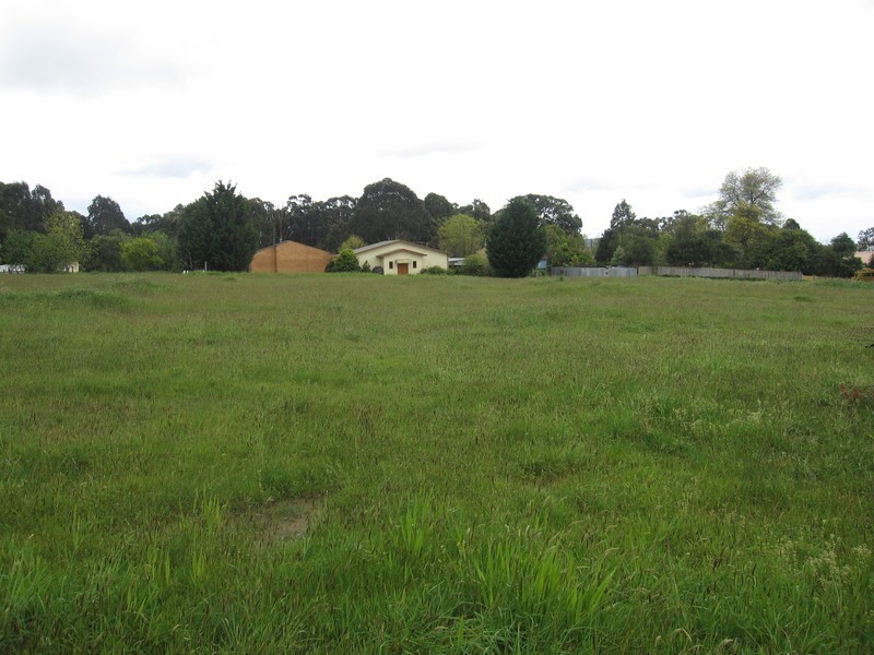 18D Giles Street, Mirboo North VIC 3871