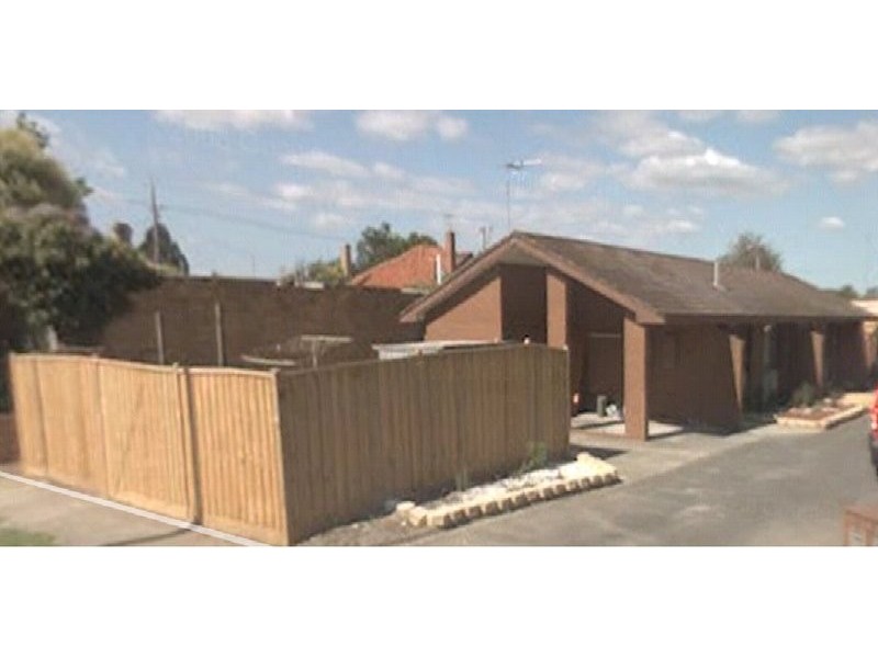 1/18 Collins Street, Traralgon VIC 3844