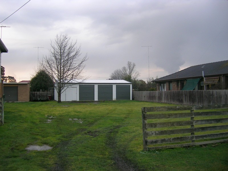 5 Littleton Avenue, Yinnar VIC 3869