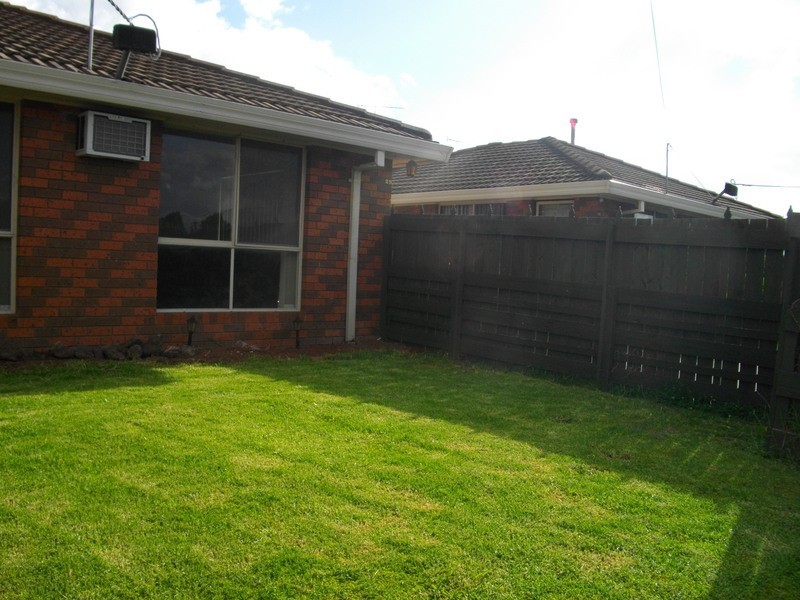 2/29 Airliebank Road, Morwell VIC 3840
