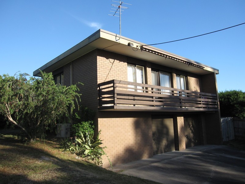 18 Latter Grove, Churchill VIC 3842