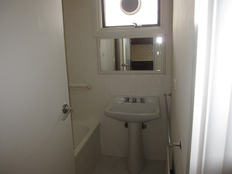 18 Latter Grove, Churchill VIC 3842