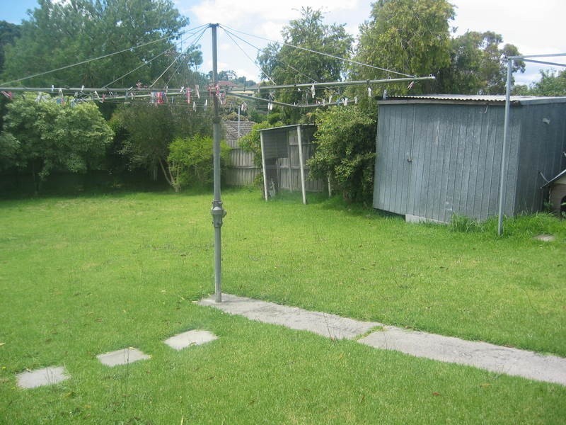 15 Dunbar Avenue, Morwell VIC 3840