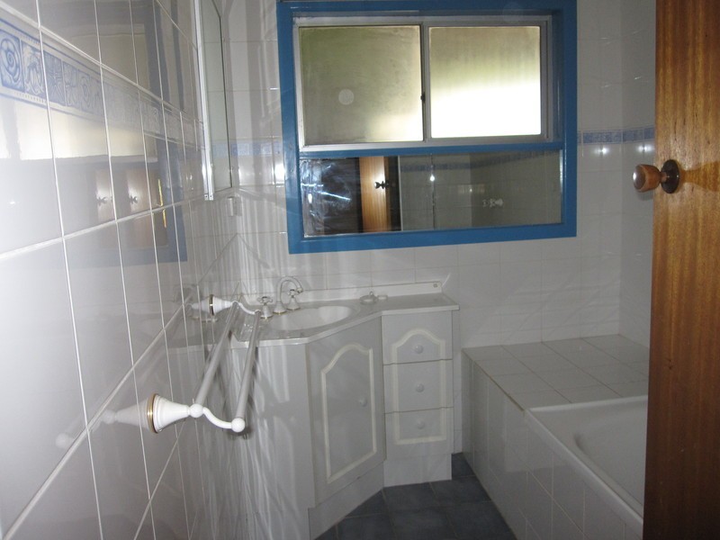 33 Couper Street, Mirboo North VIC 3871