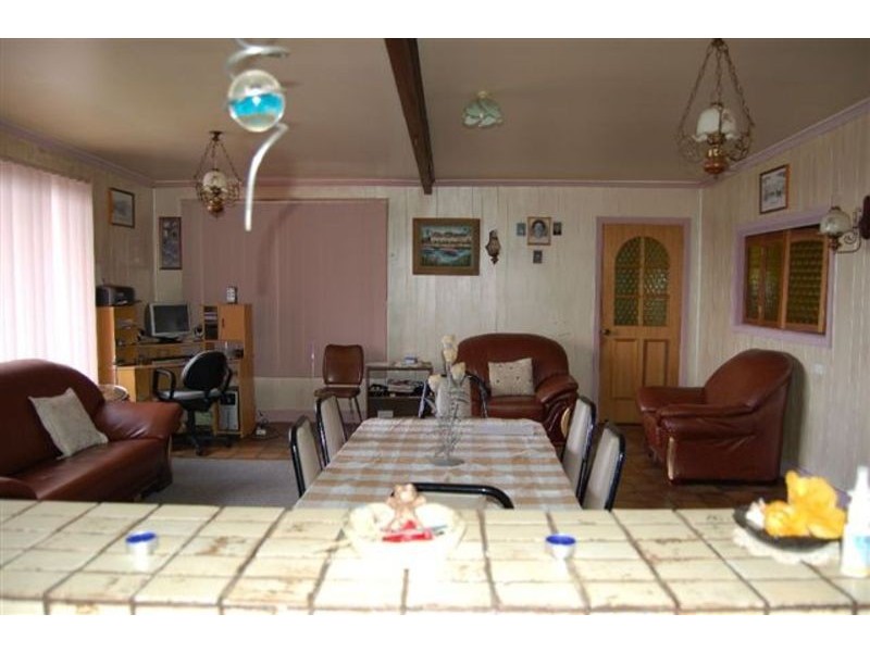 6 Satelberg Street, Morwell VIC 3840