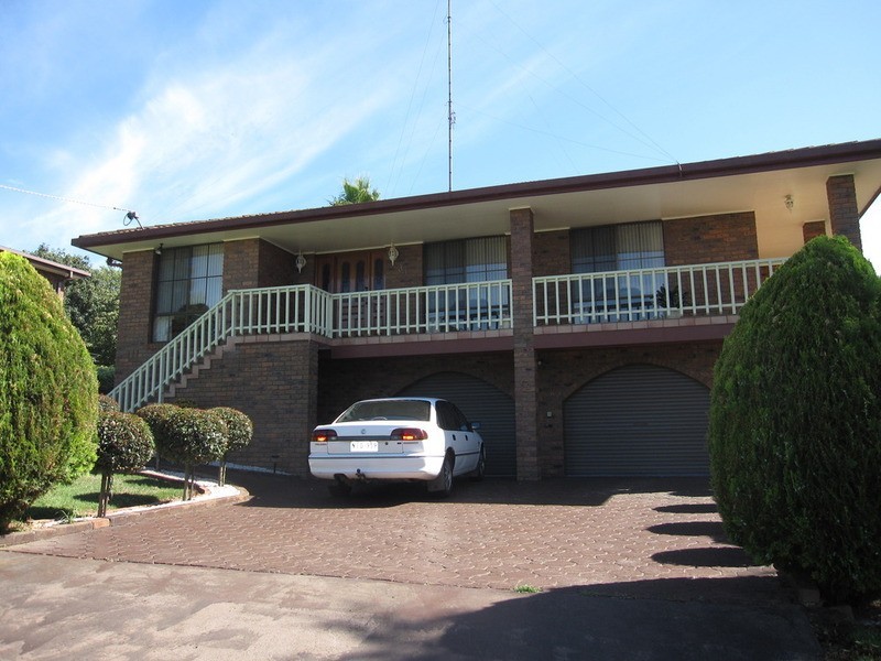 31 Giles Street, Mirboo North VIC 3871
