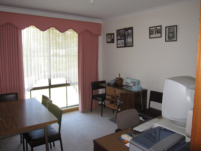 31 Giles Street, Mirboo North VIC 3871
