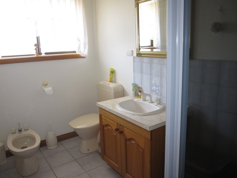 31 Giles Street, Mirboo North VIC 3871