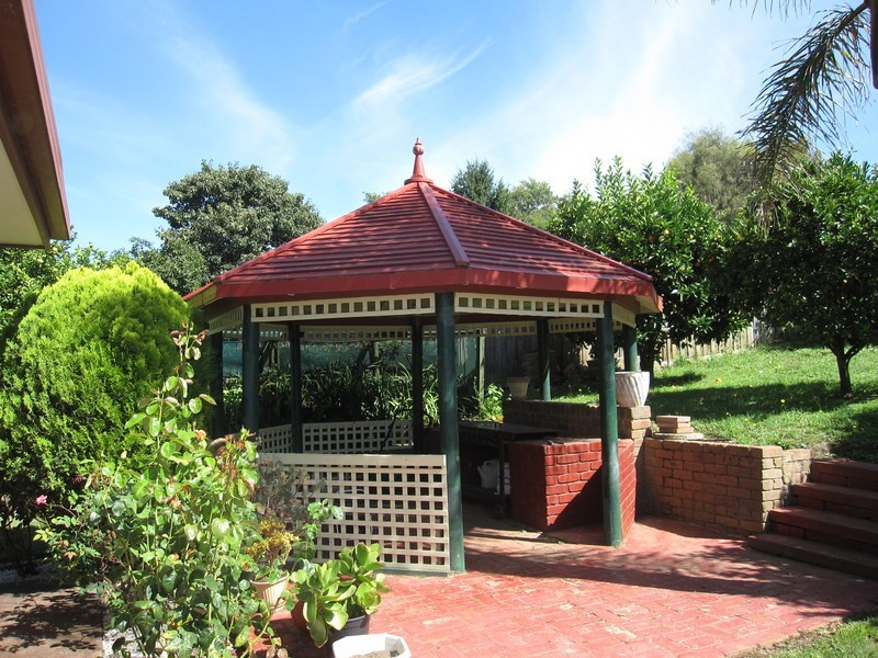 31 Giles Street, Mirboo North VIC 3871