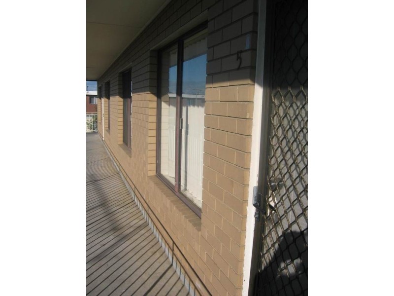 5/18 Hopetoun Avenue, Morwell VIC 3840