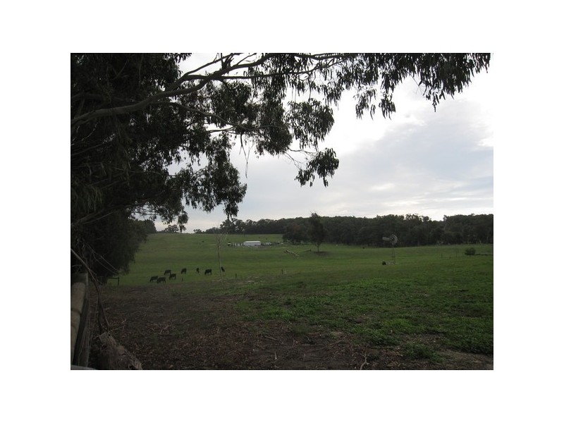 80 Schiebels Road, Yinnar VIC 3869