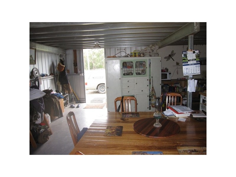 80 Schiebels Road, Yinnar VIC 3869