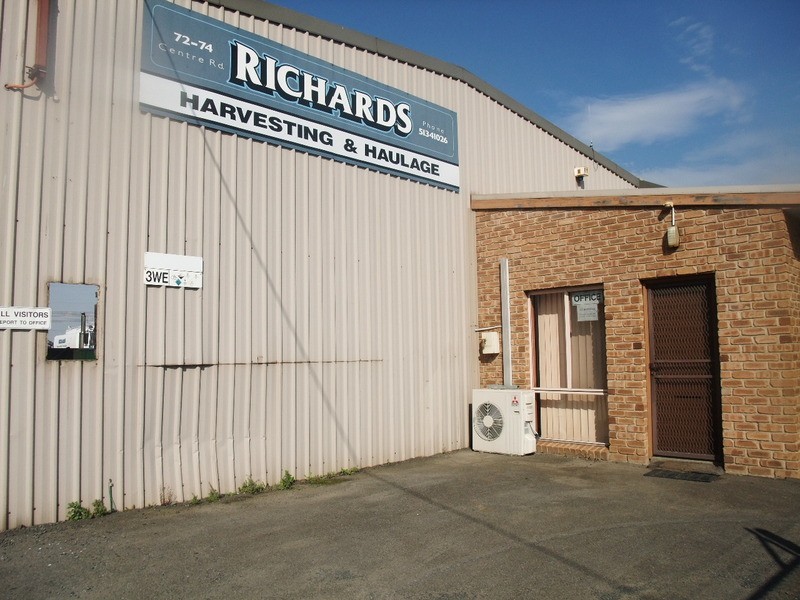 72 – 74 Centre Road & 103 – 105 Alexanders Road, Morwell VIC 3840