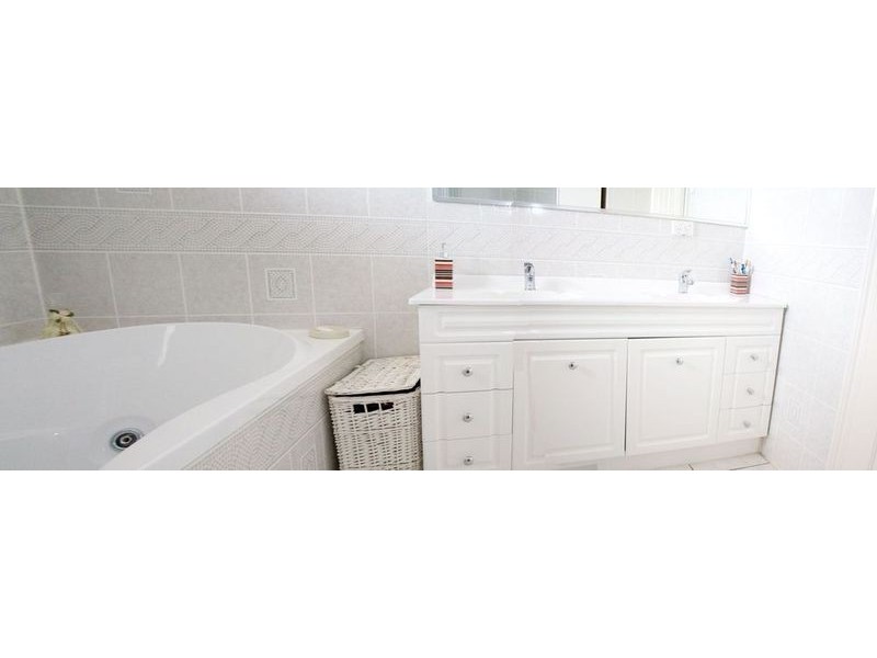 21 Rachel Way, Morwell VIC 3840