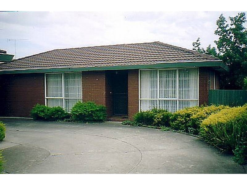 2/25 Park Avenue, Morwell VIC 3840