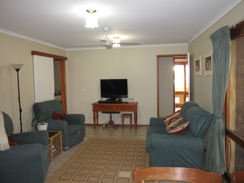 7 Giffard Court, Morwell VIC 3840