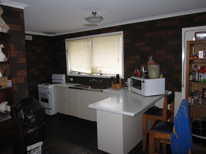 2 Maple Crescent, Churchill VIC 3842