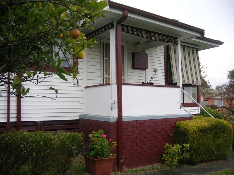 13 Donald Street, Morwell VIC 3840