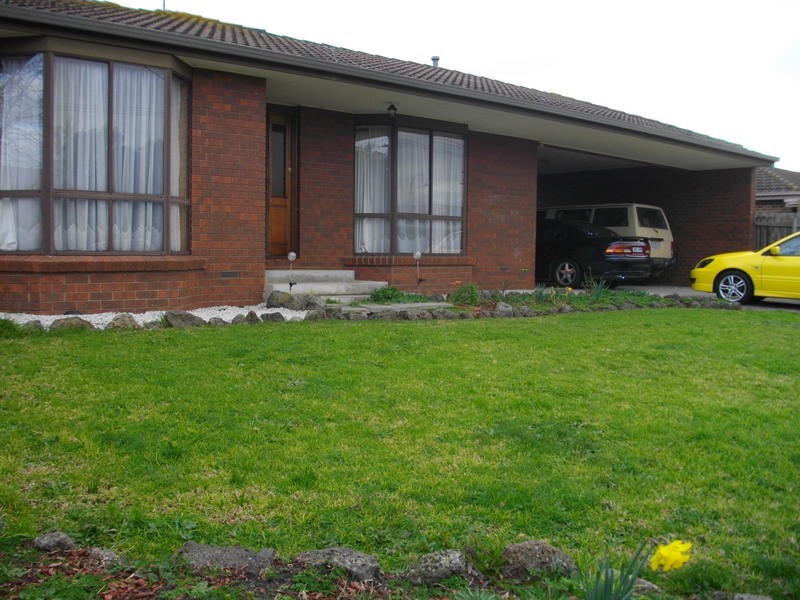 2 Wingan Way, Morwell VIC 3840