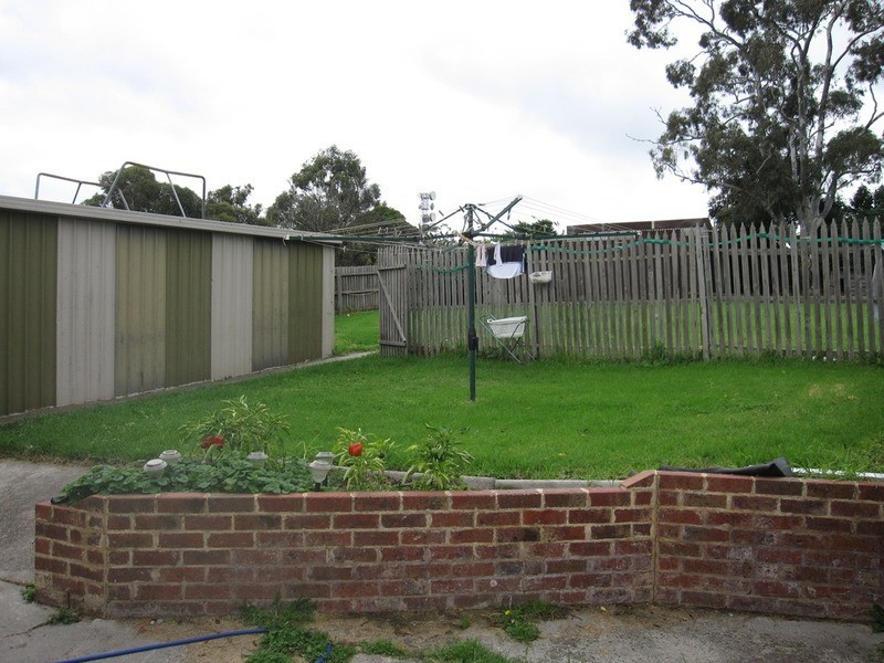30 Cynthia Street, Morwell VIC 3840