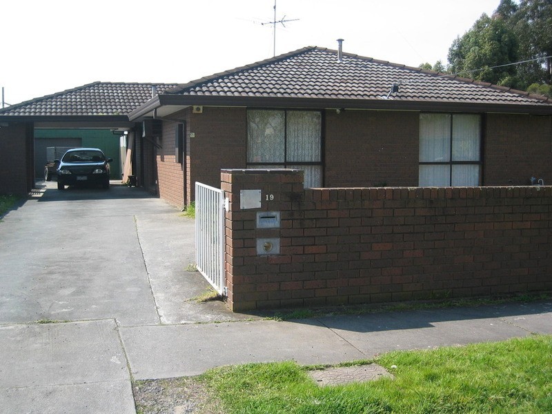 19 Spring Court, Morwell VIC 3840