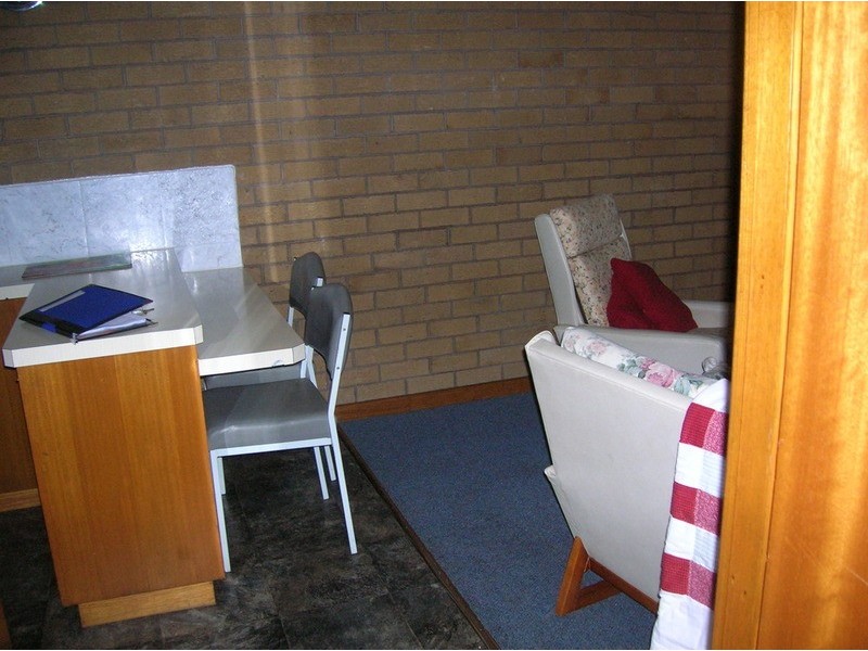 2/24 Hazelwood Road, Morwell VIC 3840