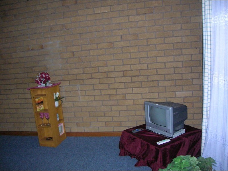 2/24 Hazelwood Road, Morwell VIC 3840