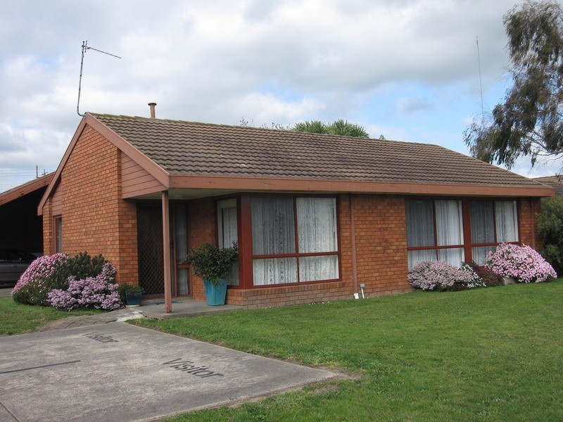 15 Bridgewater Drive, Morwell VIC 3840