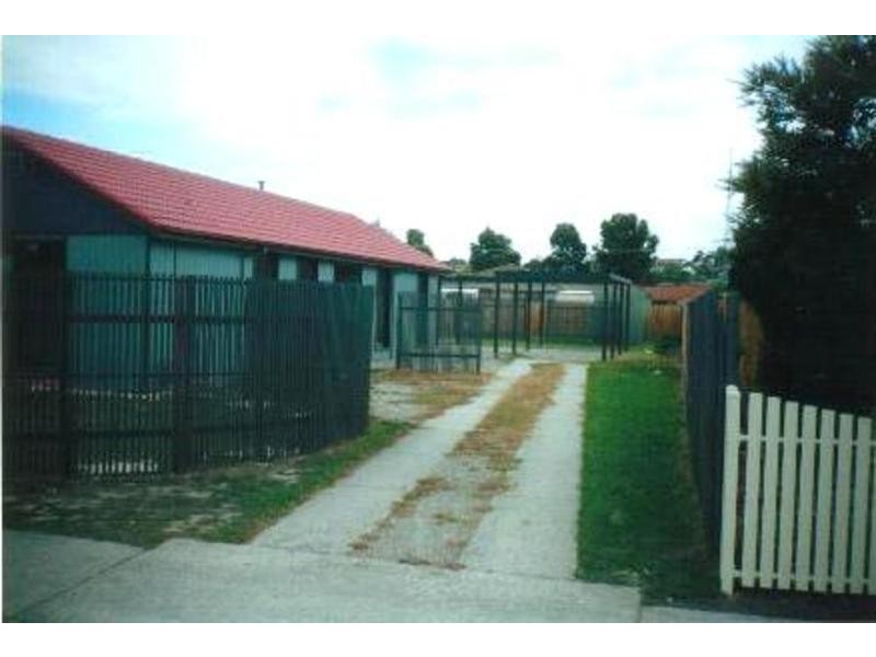 27 Beattie Crescent, Morwell VIC 3840